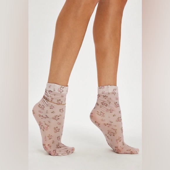 For Love and Lemons Floral Mid-Calf Socks - Picture 4 of 7